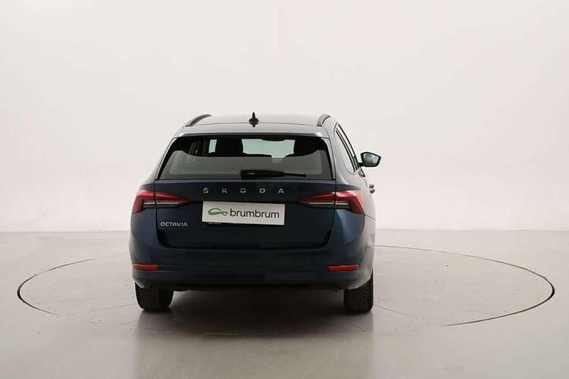 Usata Skoda Octavia Ambition 116 CV (85 kW) 2022 Blu Station wagon