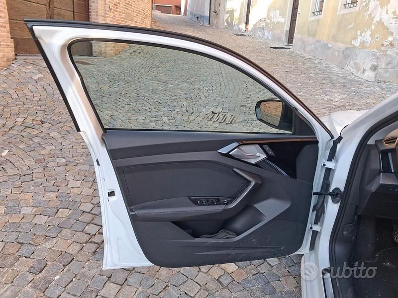 Usata Audi A1 95 CV (69 kW) 2023 Bianco SUV
