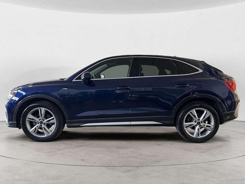 Usata Audi Q3 Sportback S-Line 150 CV (110 kW) 2024 Blu/azzurro SUV