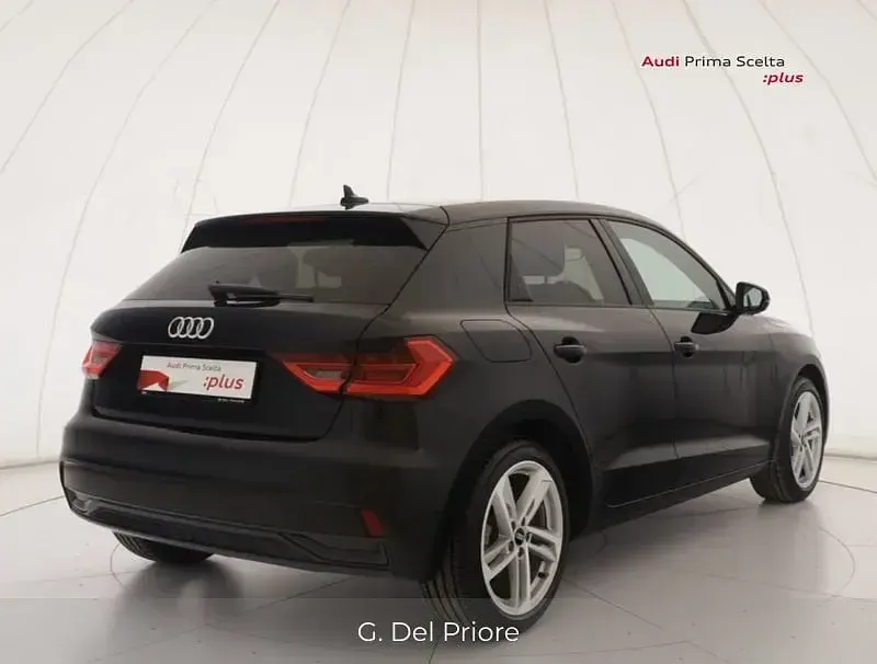 Usata Audi A1 Sportback 116 CV (85 kW) 2025 Nero Utilitaria