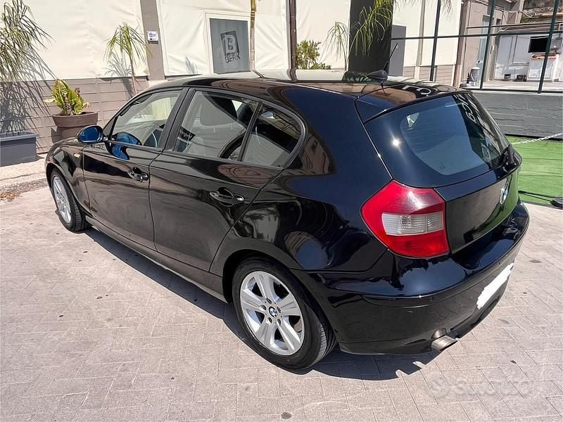 Usata BMW 118 2008 Nero Utilitaria