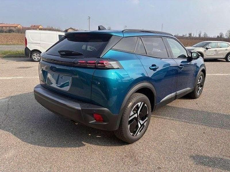 Usata Peugeot 2008 Allure 101 CV (74 kW) 2025 Blu SUV