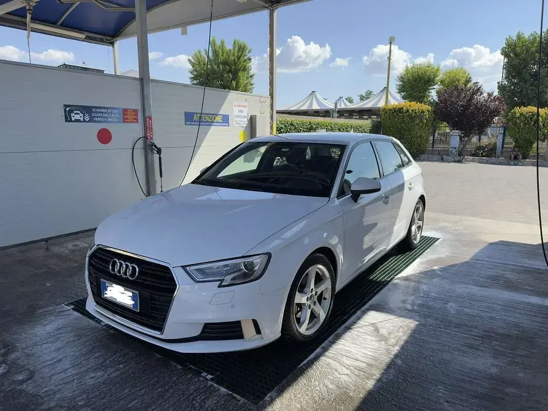 Usata Audi A3 Business 116 CV (85 kW) 2017 Berlina