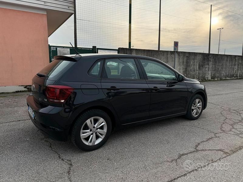 Usata VW Polo 90 CV (66 kW) 2019 Nero Berlina