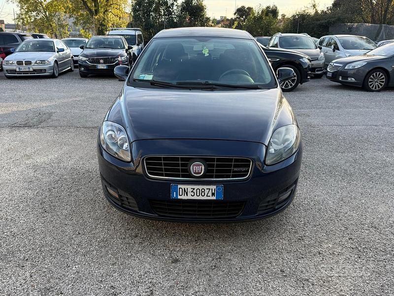 Usata Fiat Croma Emotion 149 CV (109 kW) 2009 Blu Station wagon