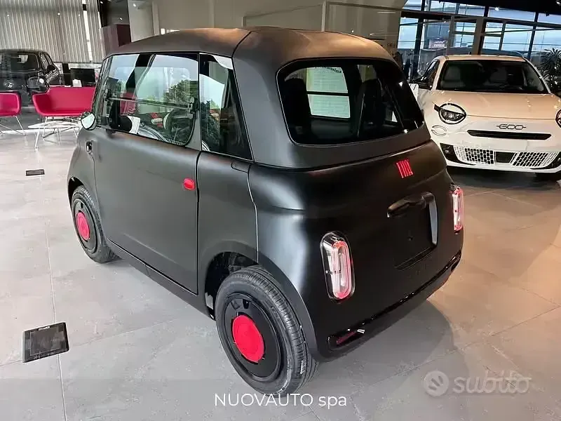 Nuova Fiat Topolino 2026 Nero Utilitaria