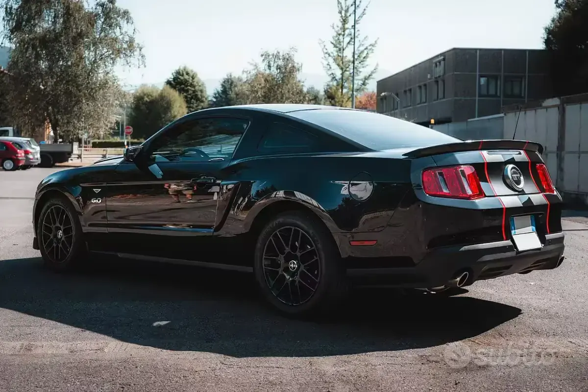 Usata Ford Mustang GT 2012 Nero Coupé