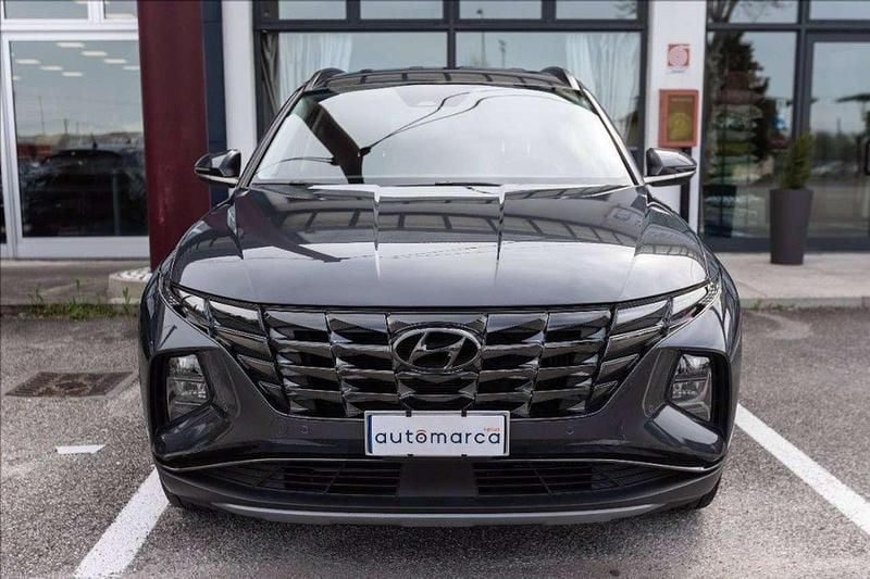 Usata Hyundai Tucson 230 CV (169 kW) 2023 Grigio metallizzato SUV