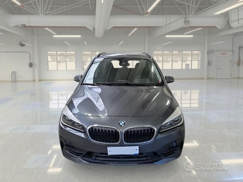 Usata BMW 220 Gran Tourer 190 CV (139 kW) 2020 Grigio Monovolume
