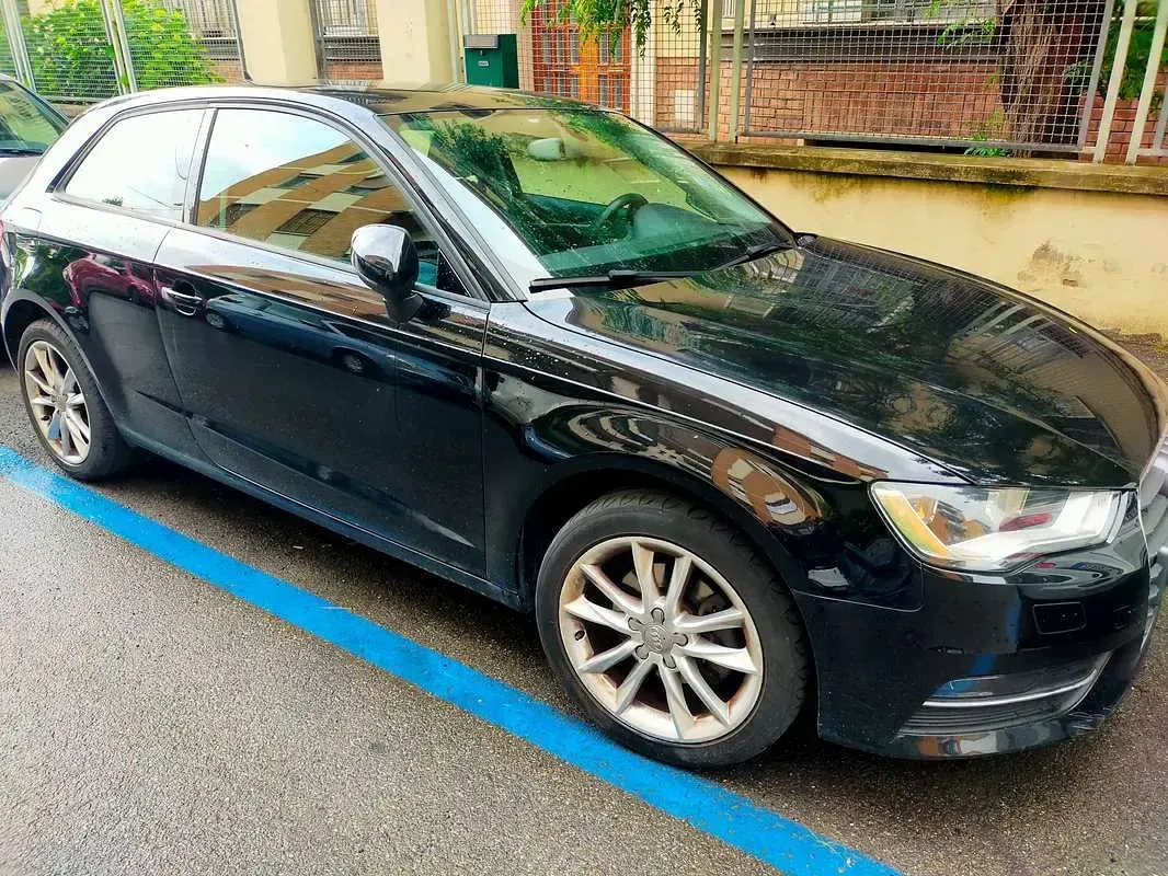 Usata Audi A3 Ambiente 110 CV (80 kW) 2015 Nero Berlina
