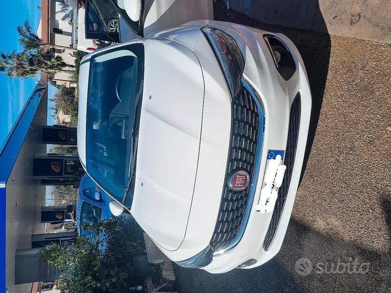 Usata Fiat Tipo Lounge 120 CV (88 kW) 2017 Bianco Berlina