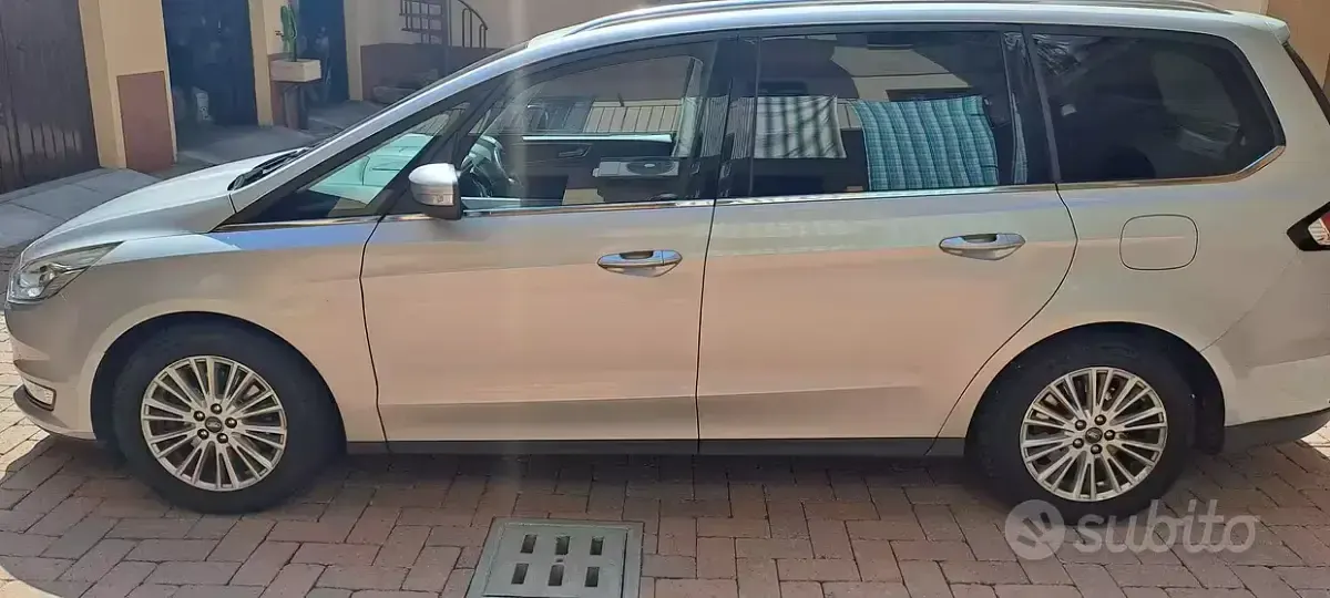 Usata Ford Galaxy Titanium 150 CV (110 kW) 2019 Grigio Monovolume