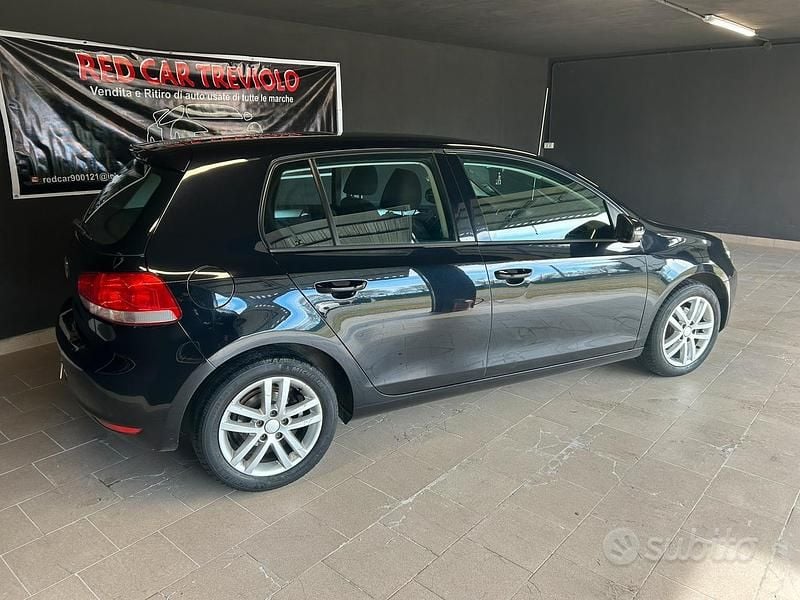 Usata VW Golf VI 105 CV (77 kW) 2010 Nero Utilitaria