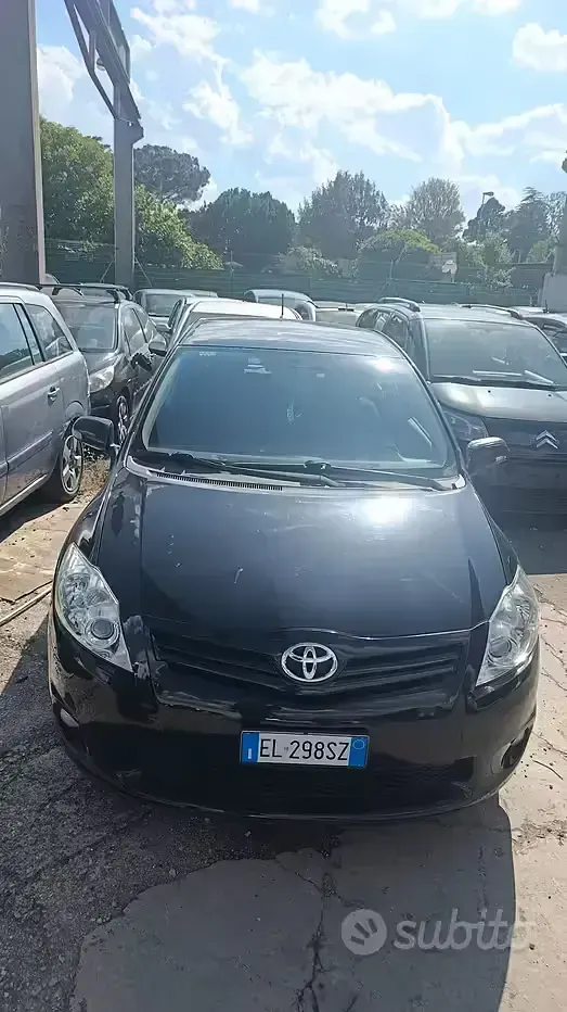 Usata Toyota Auris 90 CV (66 kW) 2011 Utilitaria