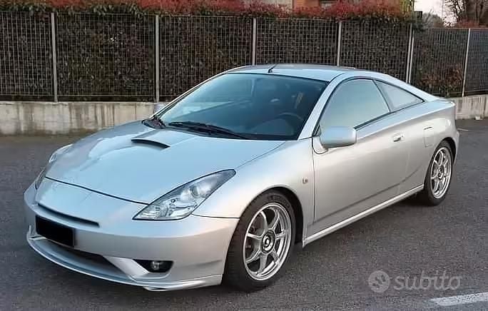Usata Toyota Celica T2 2000 Grigio Coupé