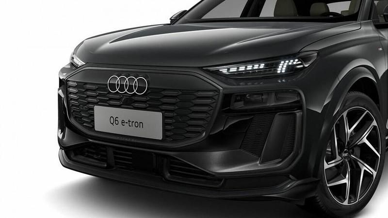 Nuova Audi Q6 Sportback e-tron S-Line 284 kW (387 CV) 2026 Grigio magnete SUV
