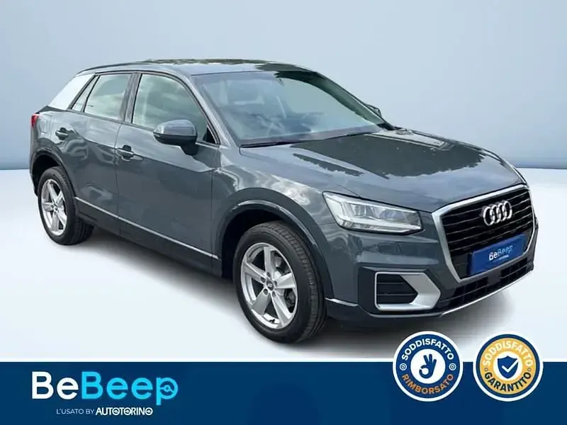 Usata Audi Q2 Business 116 CV (85 kW) 2020 Grigio metallizzato SUV