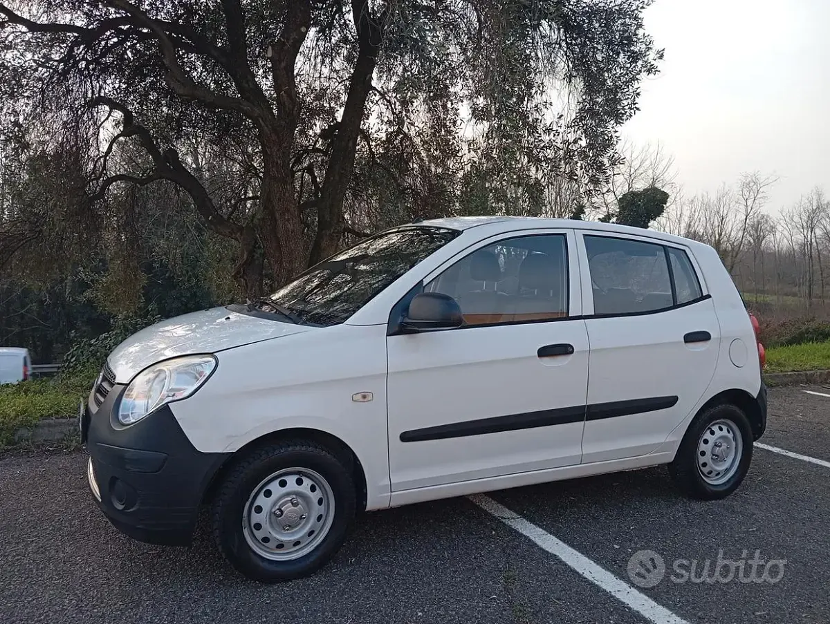 Occasion Kia Picanto 60 ch (44 kW) 2011 Blanc Citadine