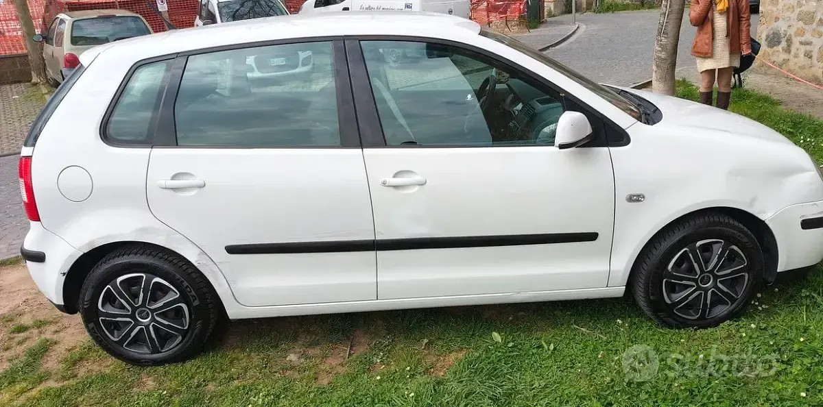 Usata VW Polo 45 CV (33 kW) 2002 Bianco Berlina