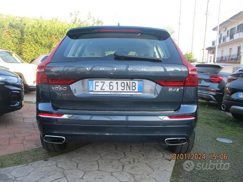 Usata Volvo XC60 Inscription 235 CV (172 kW) 2019 Blu/azzurro SUV