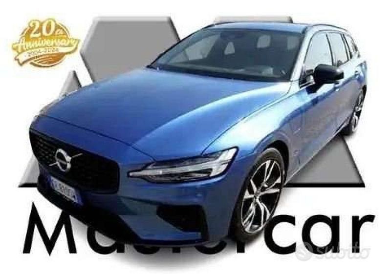 Blu/azzurro Usata 2021 Volvo V60 R-Design Station wagon | 22.900 € (Buon prezzo) - Immagine 1/4