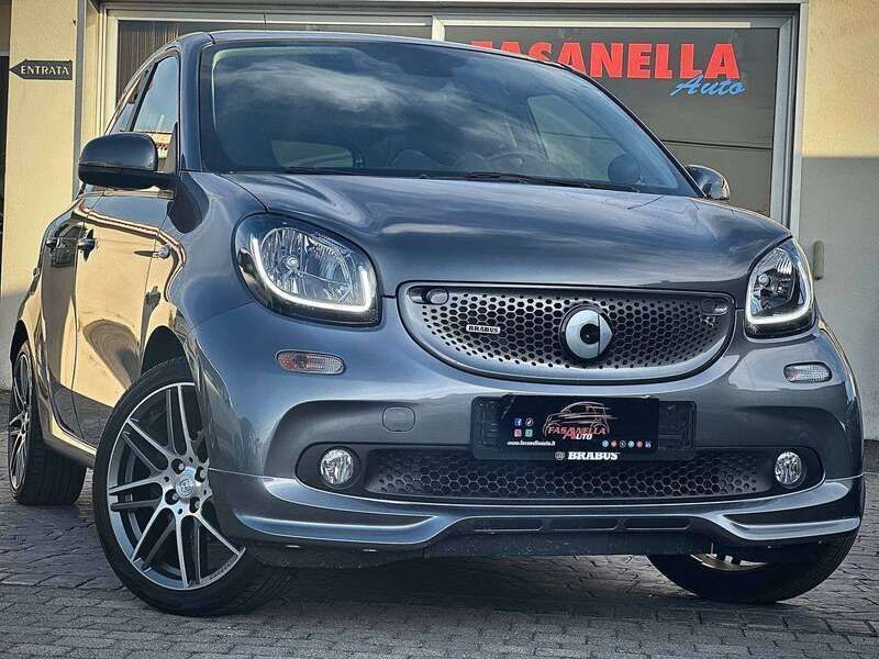 Grigio Usata 2017 Smart ForFour Brabus Xclusive Due volumi | 22.500 € (Molto cara) - Immagine 1/4