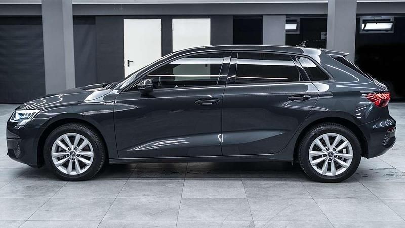 Usata Audi A3 Cabriolet Ambiente 116 CV (85 kW) 2020 Grigio scuro metallizzato Cabrio