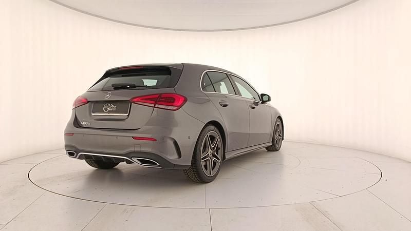 Usata Mercedes A180 Premium 116 CV (85 kW) 2018 Grigio Berlina