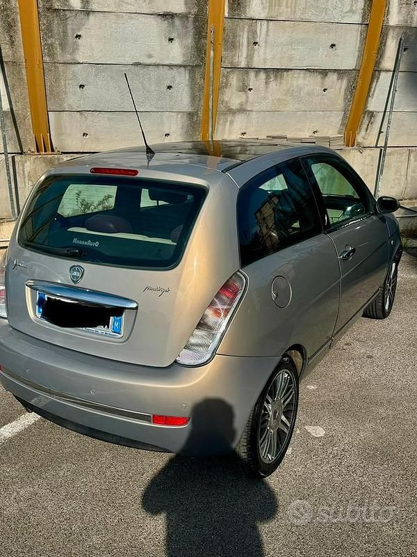 Usata Lancia Ypsilon 2007 Utilitaria