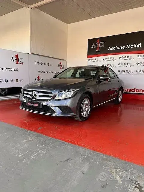 Usata Mercedes C200 Executive 116 CV (85 kW) 2019 Grigio Berlina