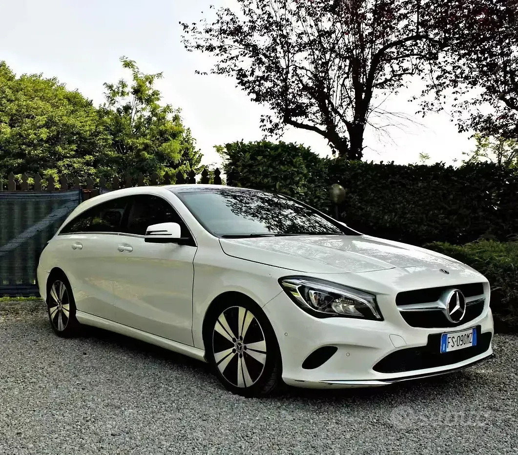 Usata Mercedes CLA200 Business 156 CV (114 kW) 2016 Bianco Coupé