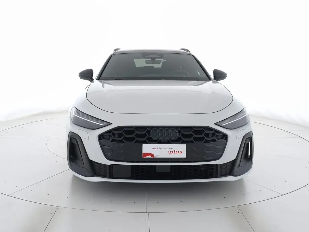 Usata Audi A5 S-Line 299 CV (219 kW) 2025 Bianco ghiaccio metallizzato Station wagon