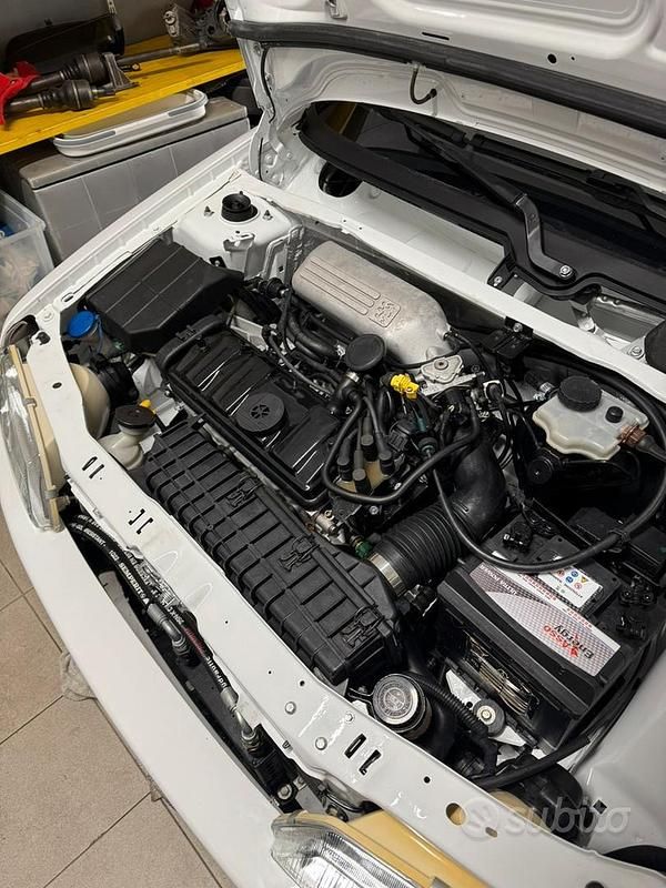 Usata Peugeot 106 1994 Utilitaria