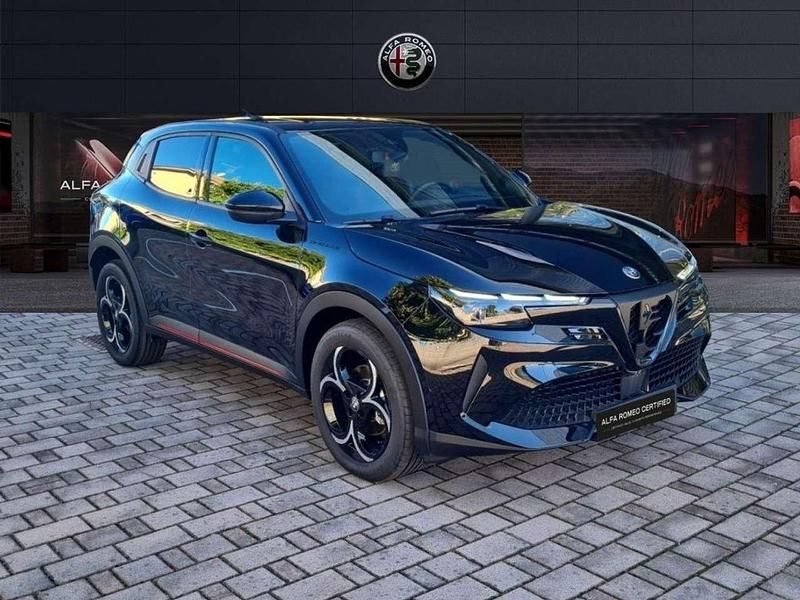 Nuova Alfa Romeo Junior Edizione Speciale 114 kW (156 CV) 2025 Nero SUV