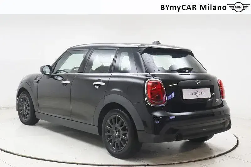 Usata Mini ONE Classic 74 CV (54 kW) 2021 Nero Utilitaria
