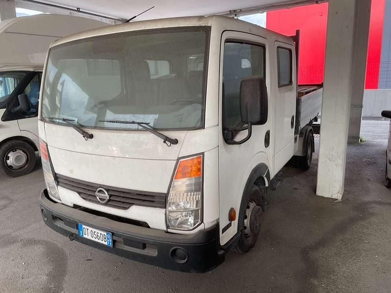 Usata Nissan Cabstar 131 CV (96 kW) 2008 Ribaltabile 3 lati Pick-up