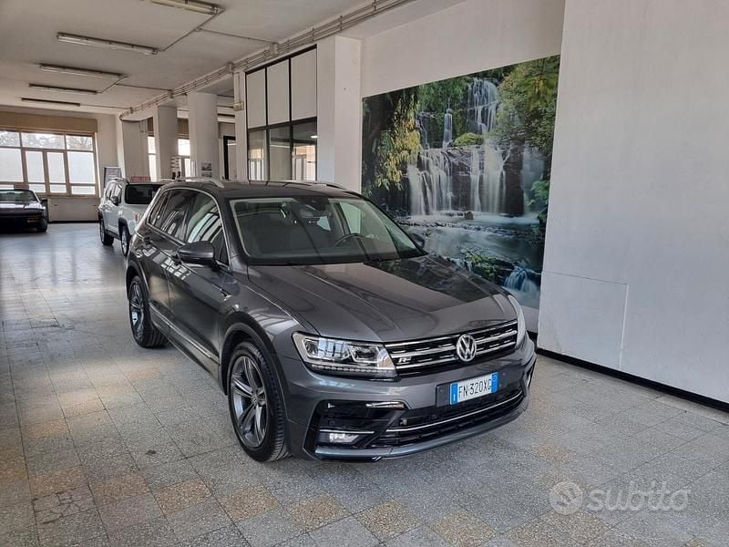 Usata VW Tiguan R-line 116 CV (85 kW) 2018 Grigio SUV