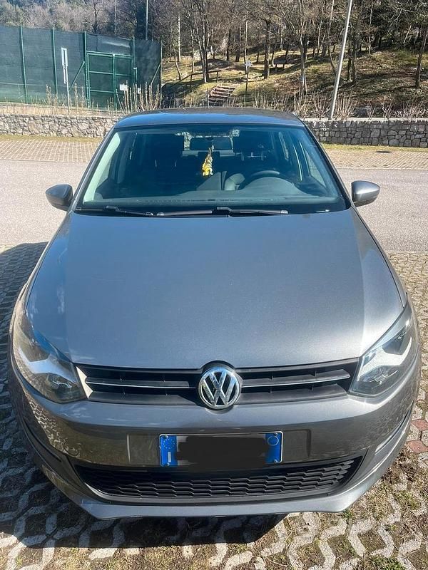 Usata VW Polo 70 CV (51 kW) 2013 Grigio Utilitaria
