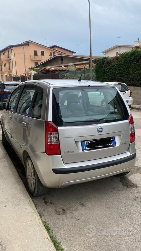 Usata Fiat Idea 2004 Grigio Monovolume