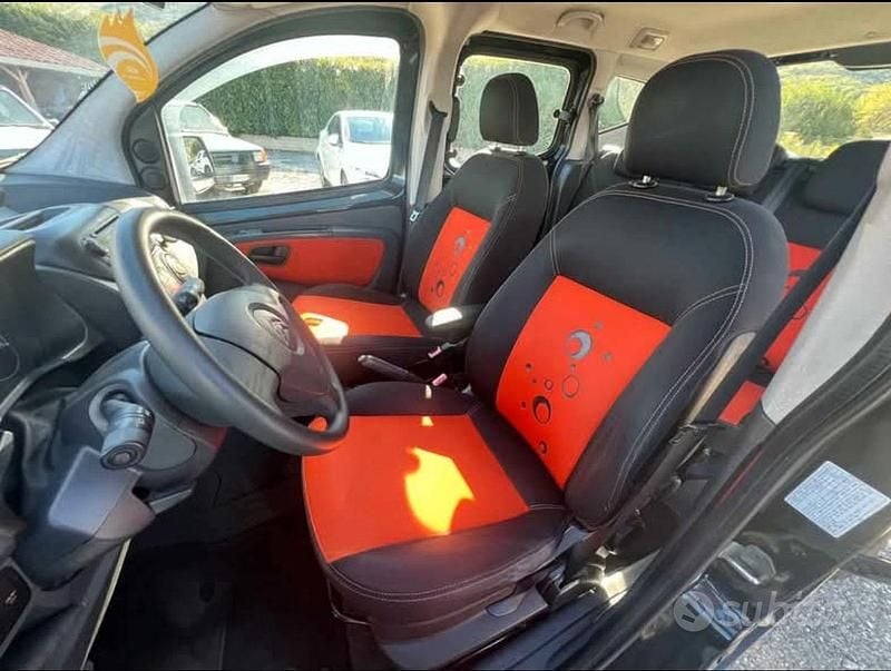 Usata Citroën Nemo 70 CV (51 kW) 2010 Monovolume