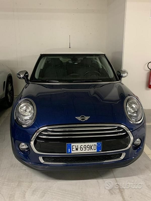 Usata Mini Cooper D 116 CV (85 kW) 2014 Blu Utilitaria