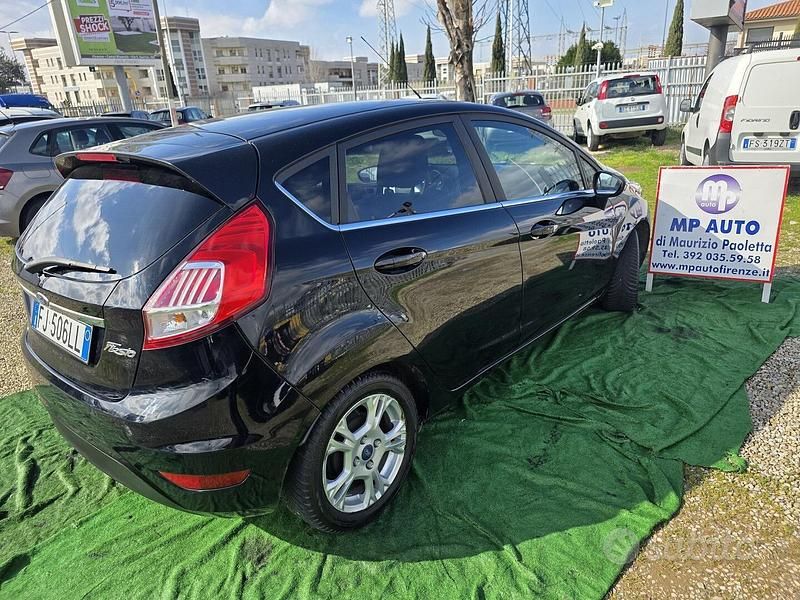 Occasion Ford Fiesta Titanium 75 ch (55 kW) 2017 Noir Citadine