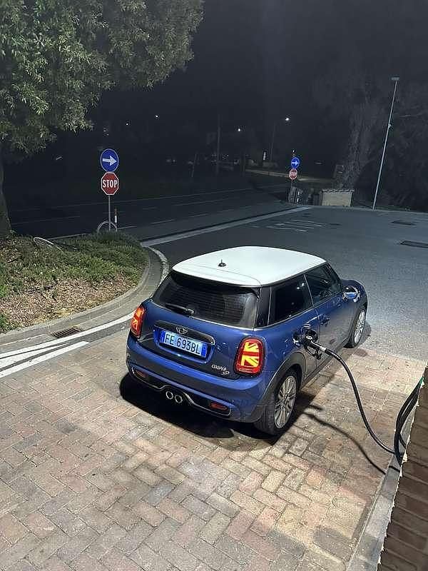 Usata Mini Cooper SD Hype 170 CV (125 kW) 2016 Utilitaria