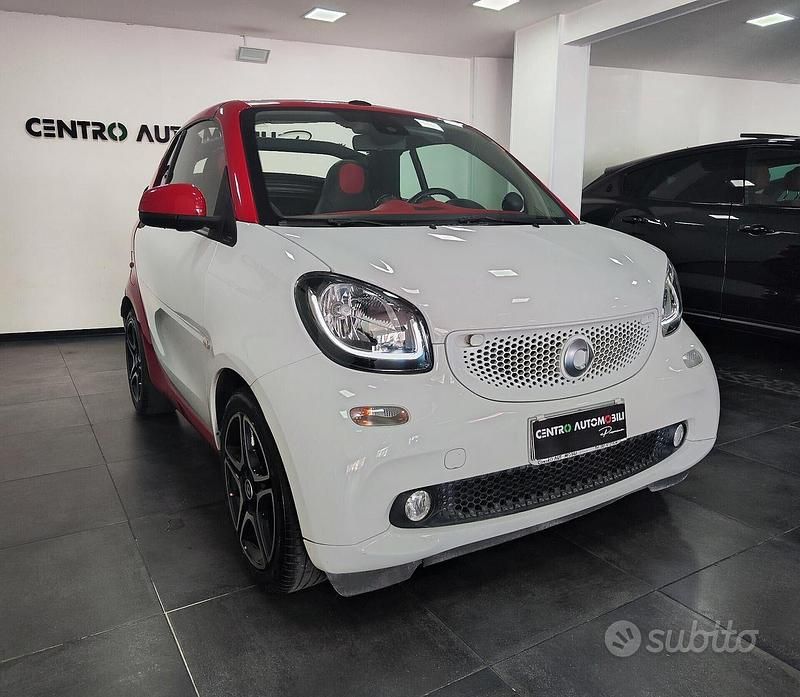 Usata Smart ForTwo Cabrio Passion 90 CV (66 kW) 2016 Bianco Cabrio