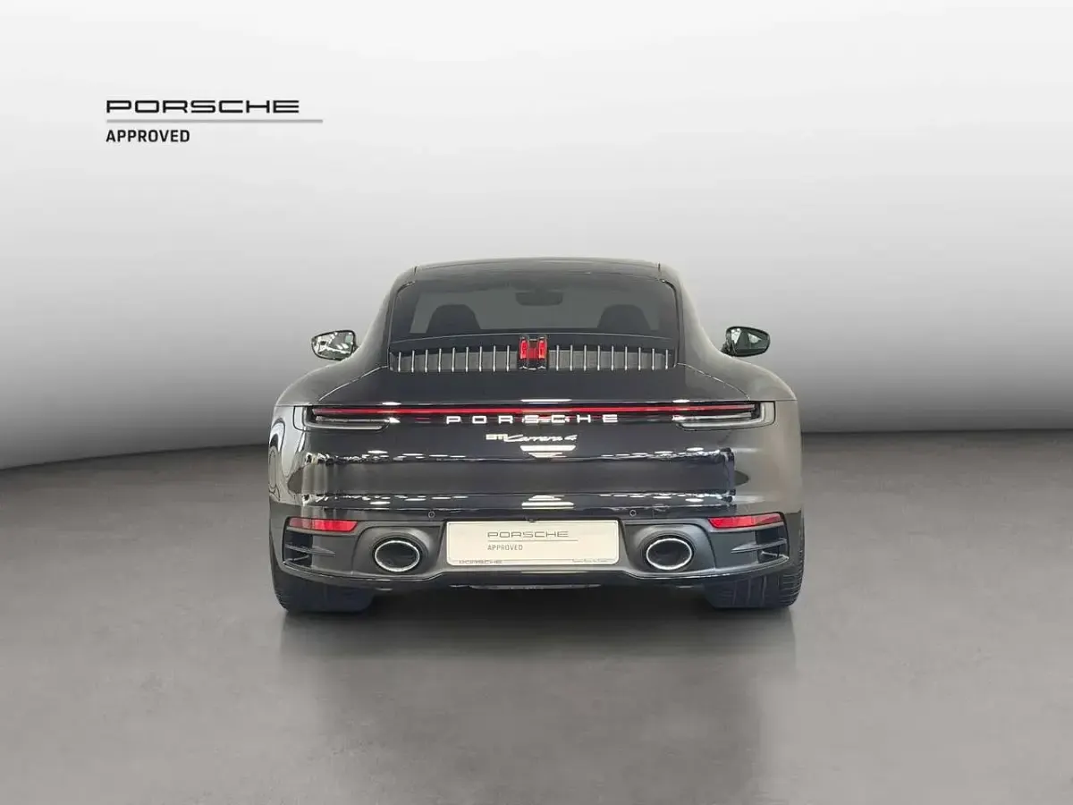 Usata Porsche 992 Sport 385 CV (283 kW) 2023 Nero jet Coupé