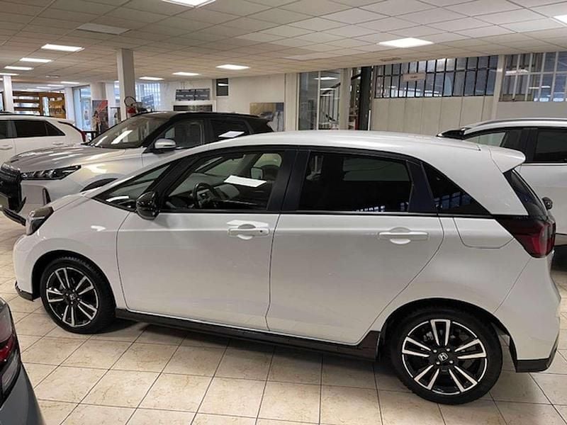 Usata Honda Jazz Sport 107 CV (78 kW) 2023 Platinum white pearl Utilitaria