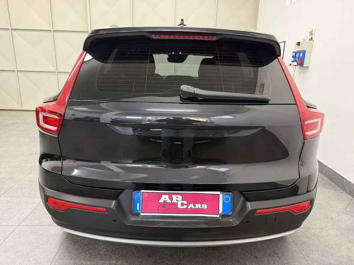 Usata Volvo XC40 150 CV (110 kW) 2018 Nero SUV