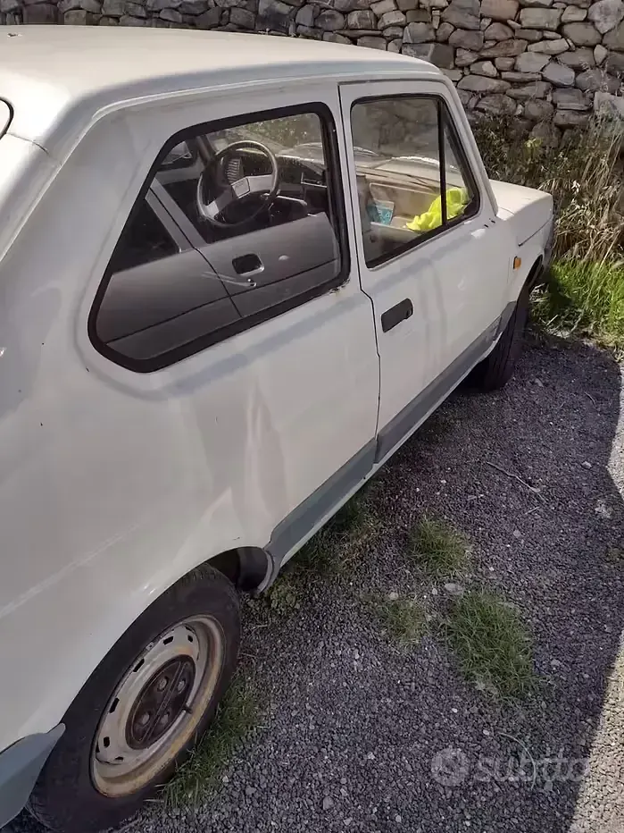 Usata Fiat 127 45 CV (33 kW) 1982 Bianco Berlina