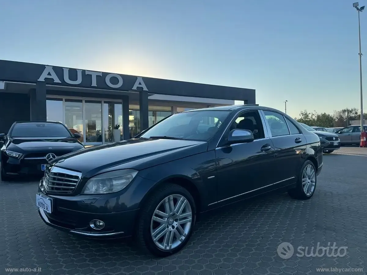 Usata Mercedes C220 Avantgarde 170 CV (125 kW) 2009 Berlina