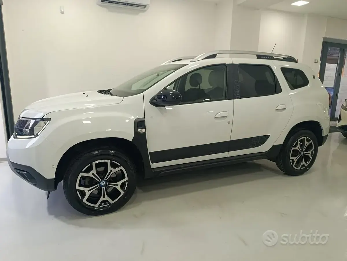 Usata Dacia Duster Anniversary 116 CV (85 kW) 2021 Bianco SUV